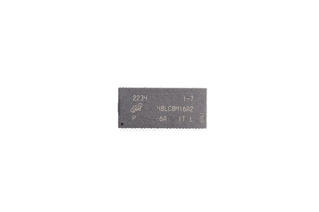 MT48LC8M16A2P-6A MICRON