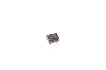 PC900V SHARP OPTOISOLATORE