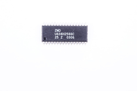 U634H256SC ZMD 32KX8 NVSRAM