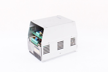 762 E4 LENZE 762E4 324 515 EIN 220/240V