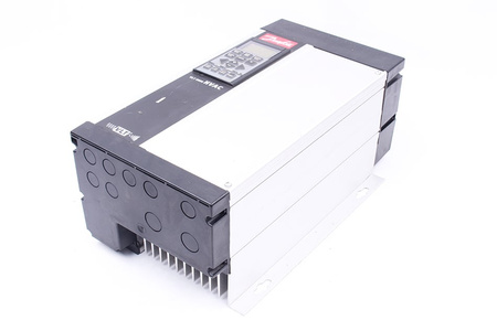 VLT6005HT4C54STR3DLF00A00C0 DANFOSS VLT6000 HVAC 175Z7050
