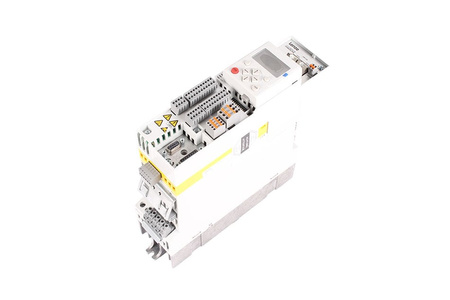 E84AVTCE7514SB0-ECKXX LENZE INVERTER E84AVTCE7514SB0+E84AYCECV+EZAEBK1001