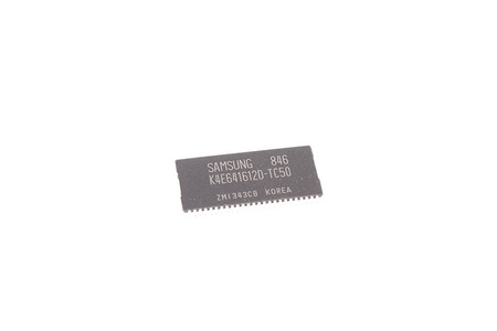 K4E641612D-TC50 SAMSUNG