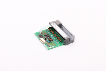 1746-IB8 ALLEN BRADLEY SER A SLC500