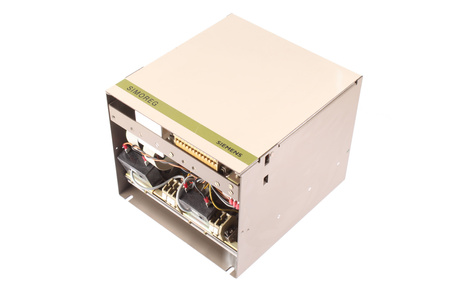 6RA2122-6DV66-0 SIEMENS SIMOREG D400/45 MREQ-GCG6V66-2B0