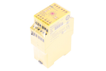 PNOZ XV2 PILZ 774500 RELE DI SICUREZZA