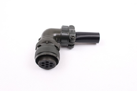 SPINA ANGOLATA FEMMINA XMS4108A20-15S PER AZIONAMENTI SERVO YASKAWA 7 PIN SOSTITUTO