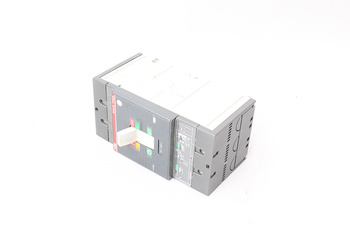 T4L250 ABB 1SDA054070R1 SEZIONATORE