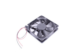 4710KL-04W-B50 NMB TECHNOLOGIES 119X119X25MM, 12V, 0.72A VENTILATORE