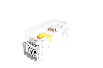 I55BE311F1AV1007WS LENZE 16784456 I550-C11/400-3 MODBUS TCP