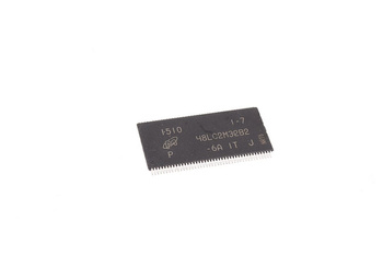 MT48LC2M32B2P-6A IT:J MICRON