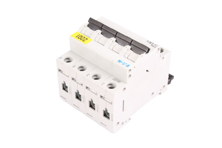 CLS6-C32/3N-DP EATON 270491 INTERRUTTORE MAGNETOTERMICO