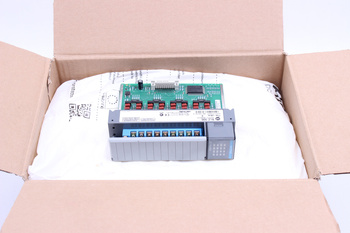 1746-OB16 ALLEN BRADLEY SER.D SLC500