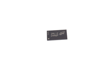 MT48LC4M32B2B5-6A MICRON AAT:L