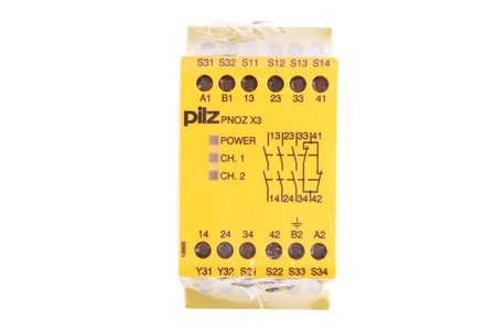 PNOZ X3 230VAC 24VDC 3N/O 1N/C 1SO PILZ 774318 RELE DI SICUREZZA