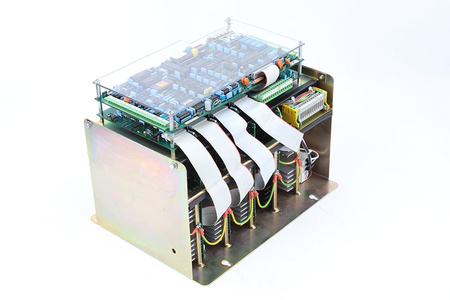 PUS3/5-I AMK 90V 9/15A PUMASYN